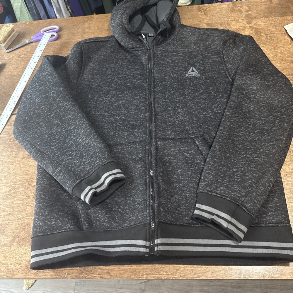 Reebok Jacket Men XL Black Dark Gray‎ Weather Resistant Fleece Hood Zip Sherpa